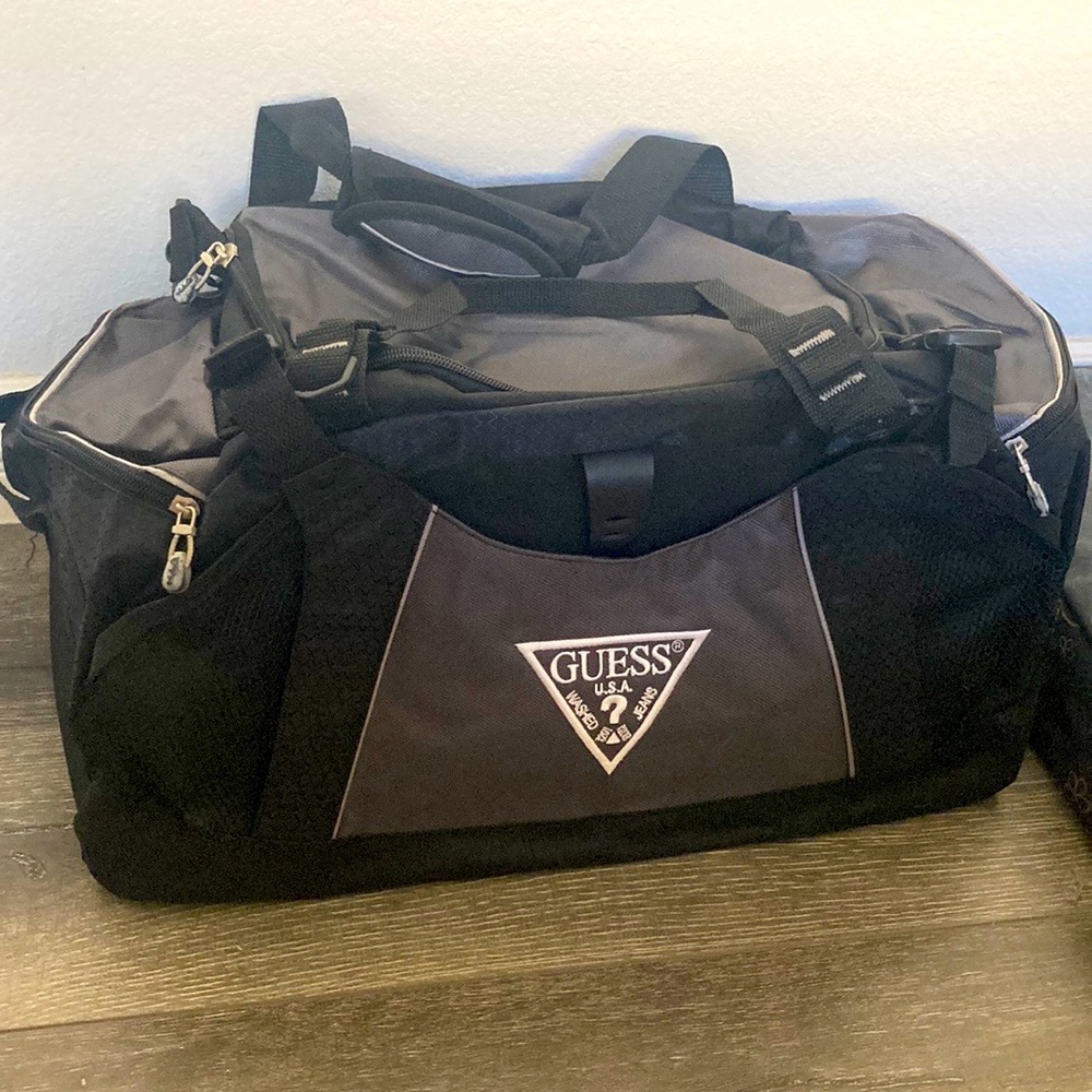 Guess Duffel bag